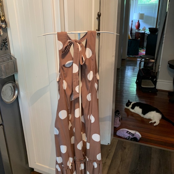 Loft polka dot swing dress in desert taupe. Worn 2x - Picture 6 of 7